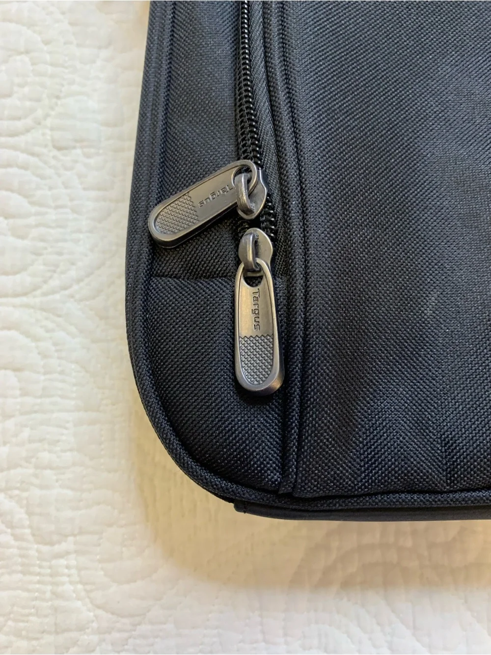 Targus Classic Slim Laptop Bag Padded Handles and Adjustable Shoulder Strap